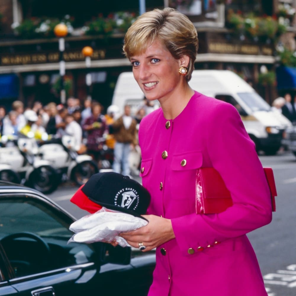 From Blush to Fuchsia: 25+ Outfits That Prove Princess Diana Was in ...