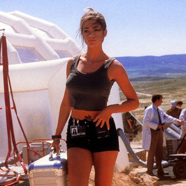 30 Stunning Vintage Photographs of Denise Richards